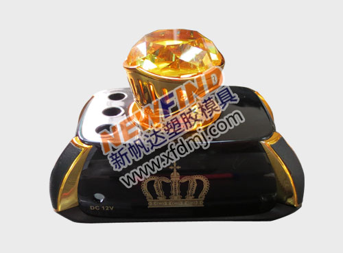 精密車載香水座凈化器香薰機(jī)塑膠外殼模具光uv鍍金移印